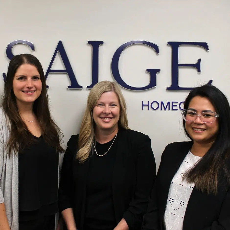 Saige Homecare registered nurse providing in-home care support for a senior in Calgary